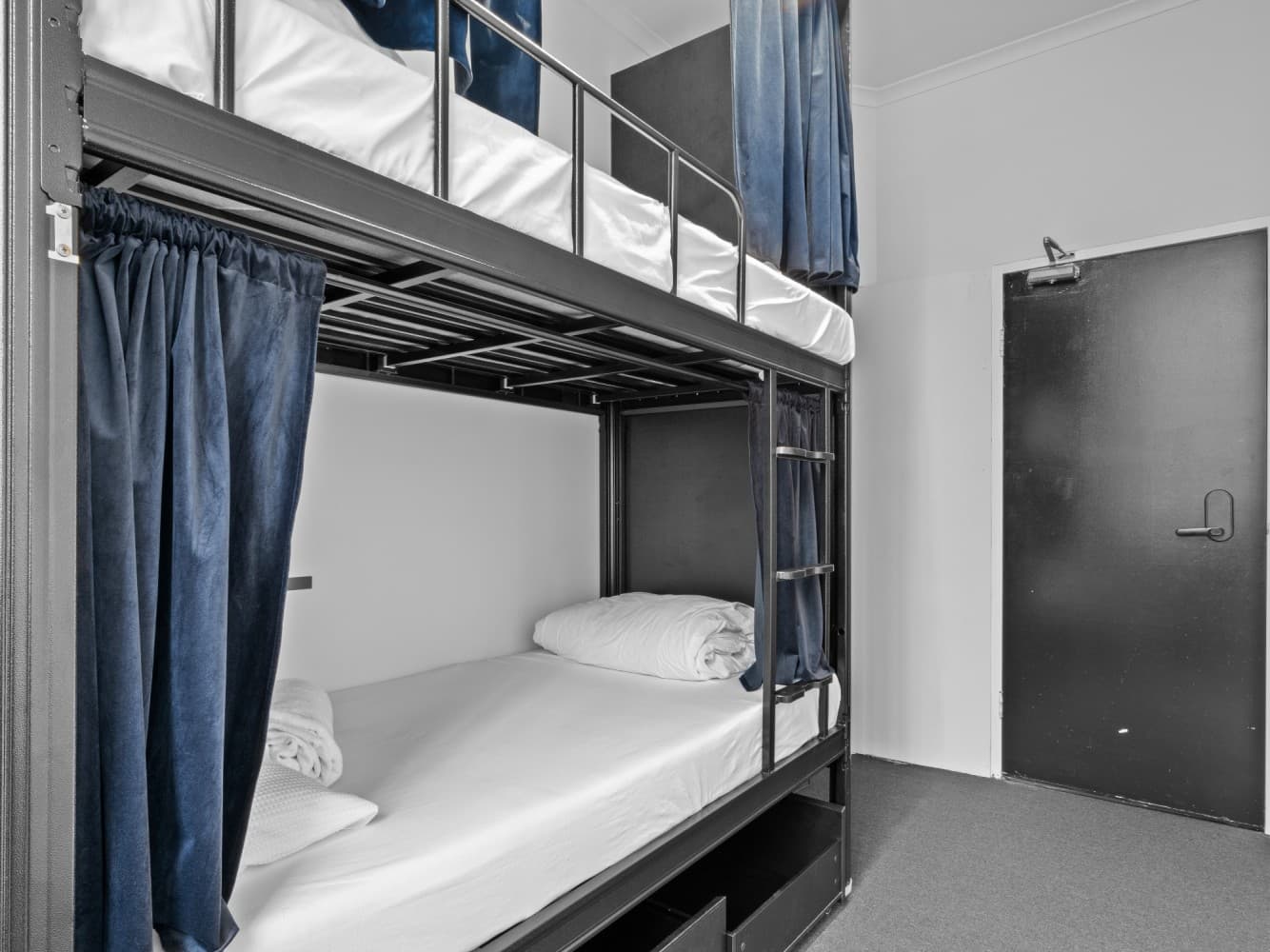 Private Room with ensuite bathroom (max 2ppl) — Photo 1