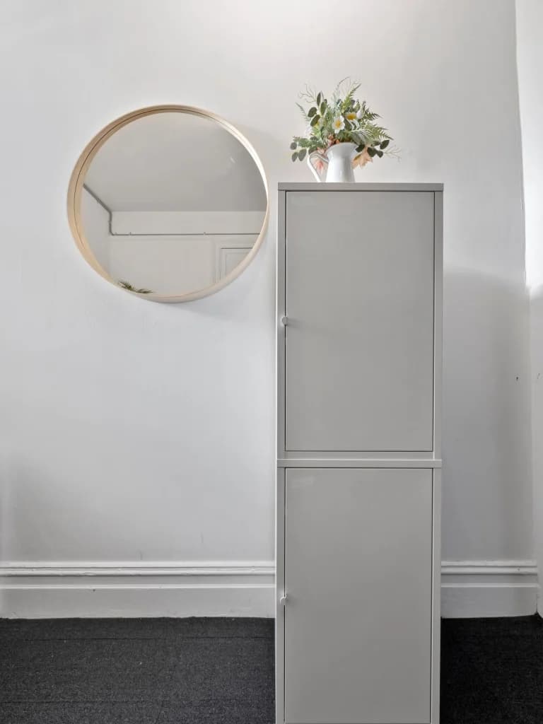 Private Room for 2 Beds Shared Bathroom - Photo 1