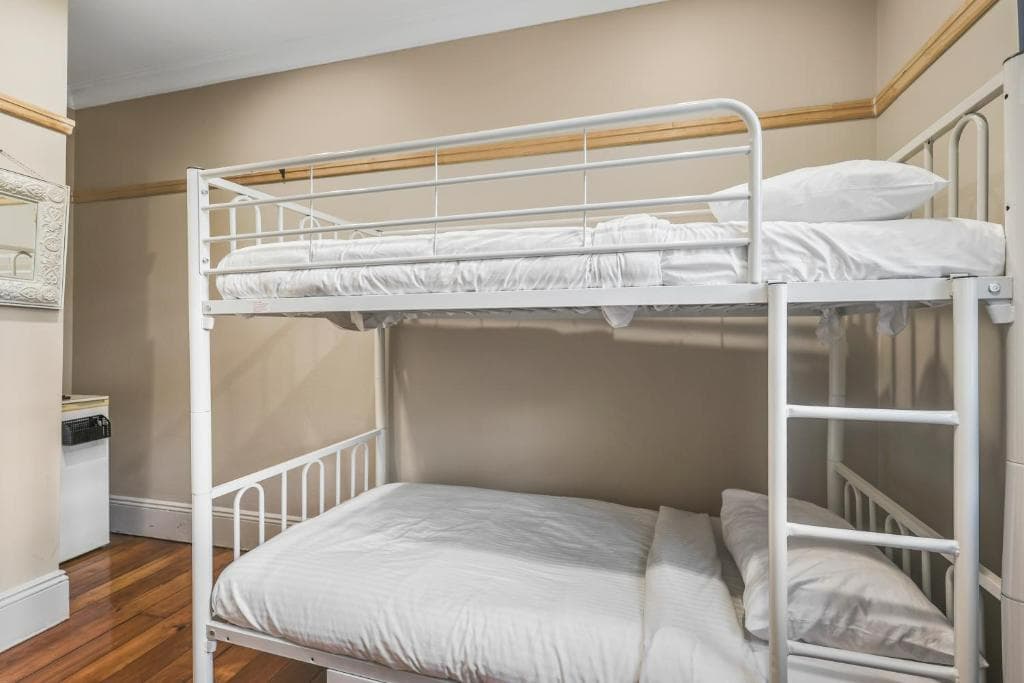 Private Room for 2 Beds Shared — Photo 3